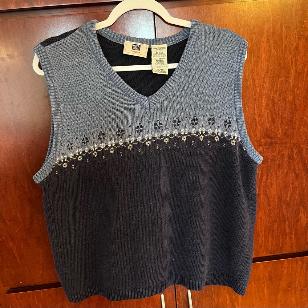 Vintage blue sweater vest
